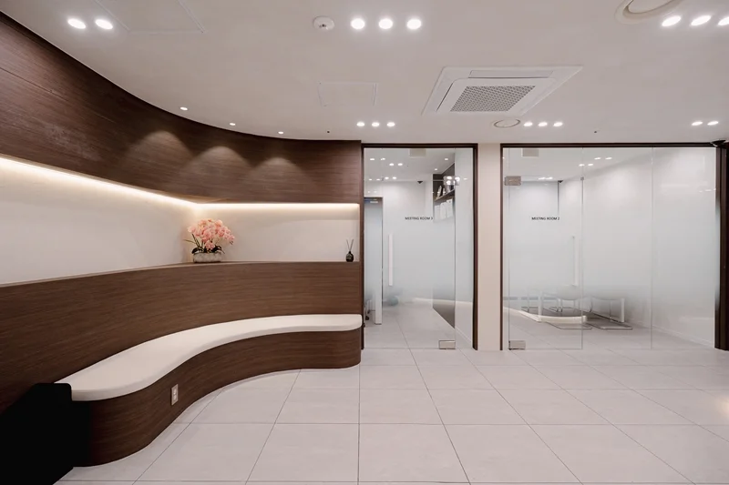 사무실입구인테리어