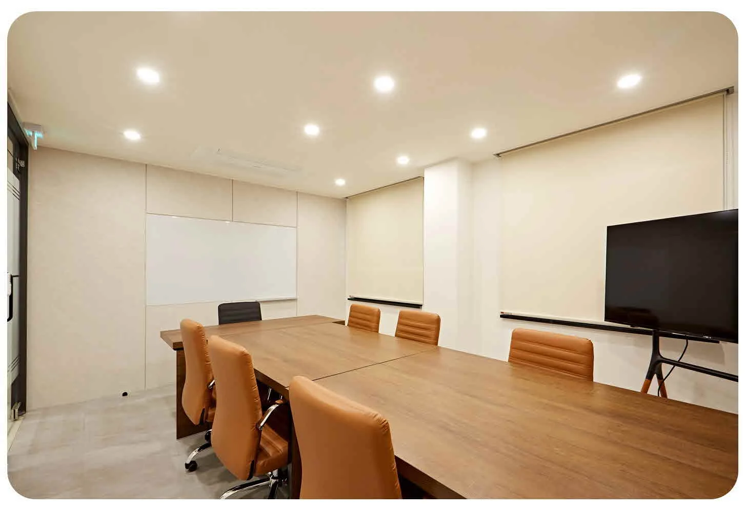 대회의실인테리어